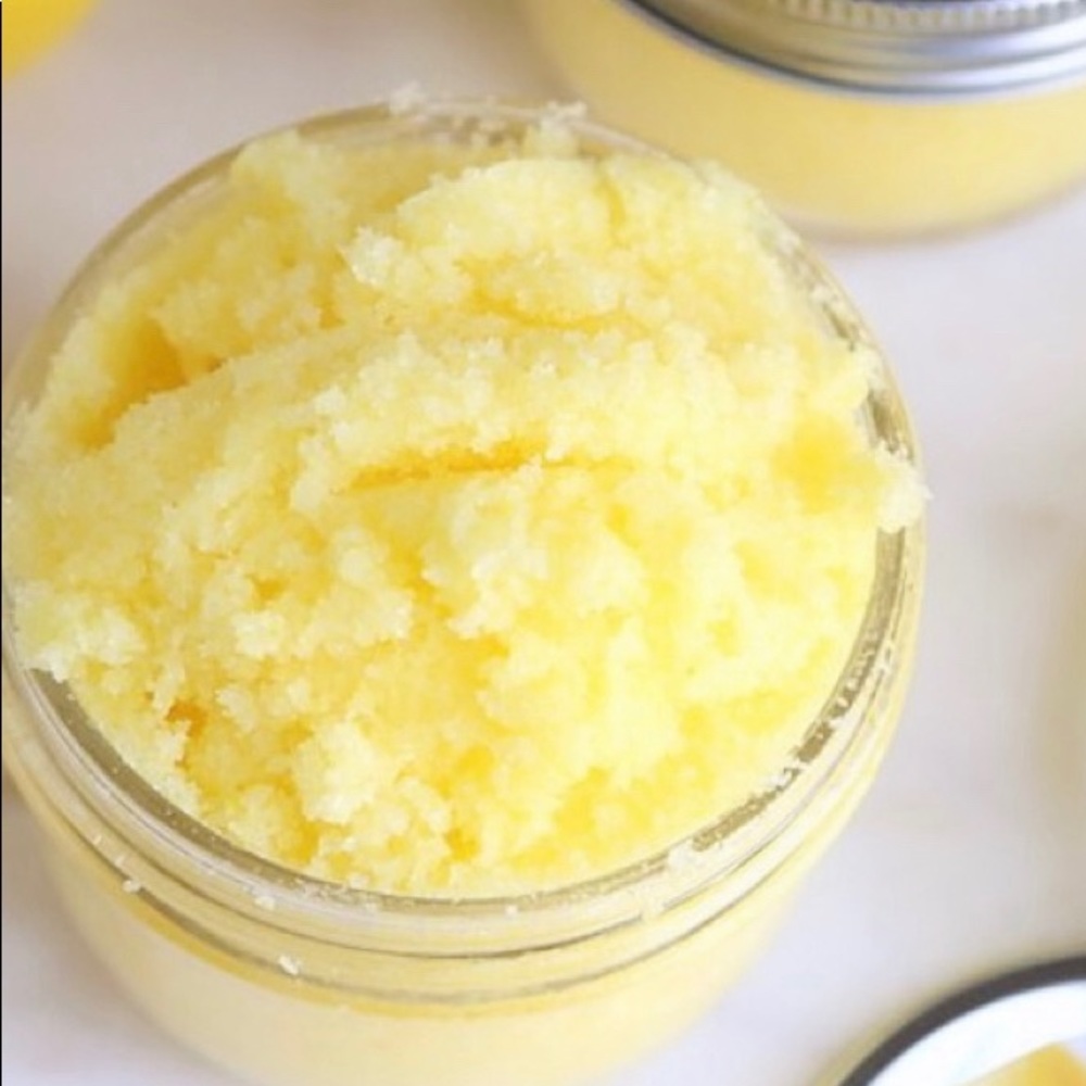 Hand and Feet Sugar Scrub, Lemon 🍋 scented. - Picture 2 of 3